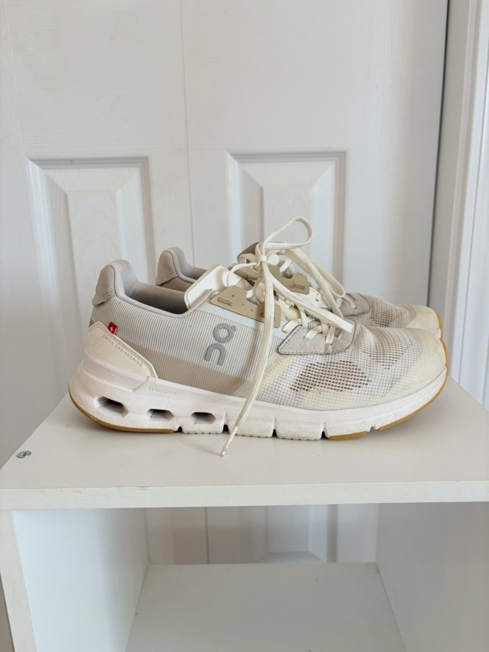 On Cloudrift Women’s Athletic Sneakers - Cream/White